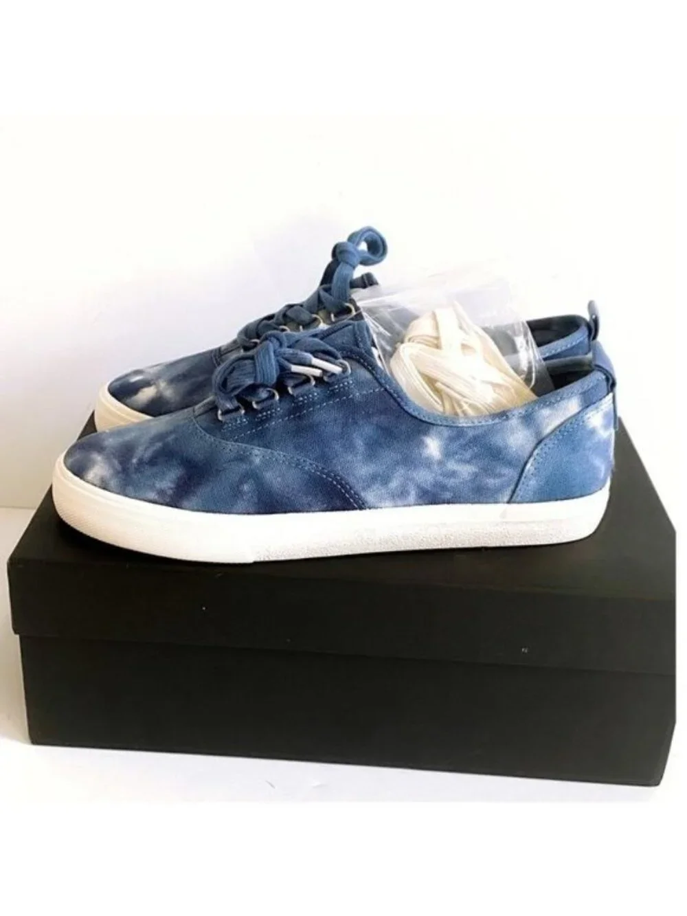 NIB J. Crew Blue Lace up Harbor Sneaker In Tie-dye